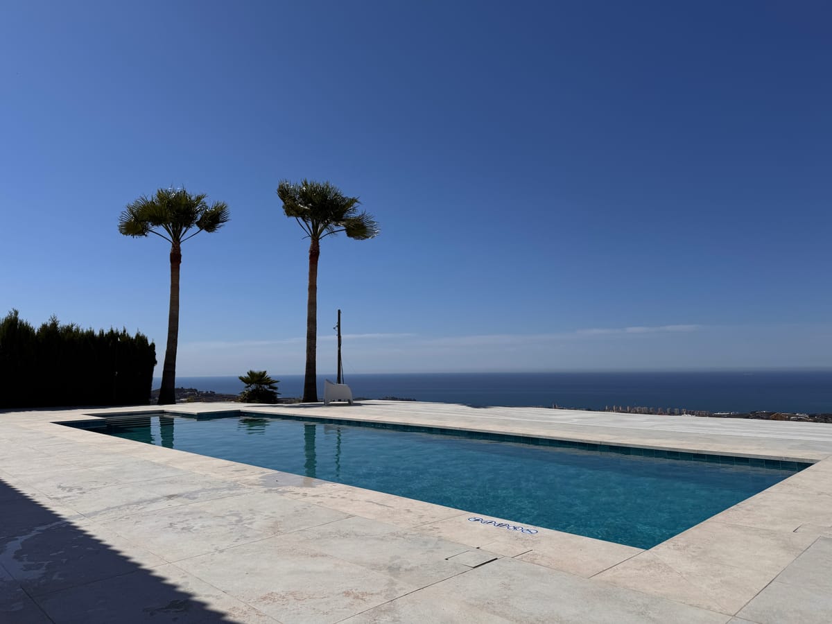 Pool view left